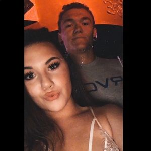 Meet your Posher, Alexia